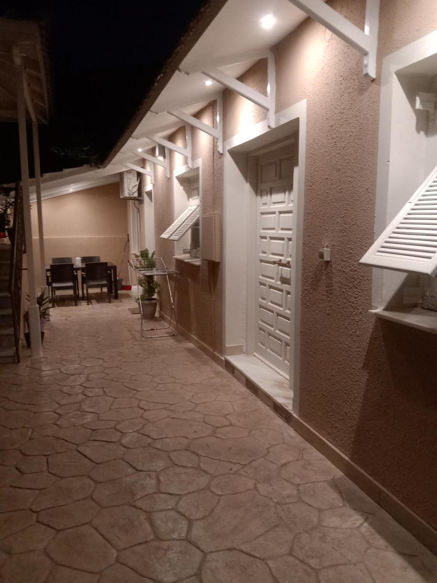 Menegis Apartment Закинтос Экстерьер фото